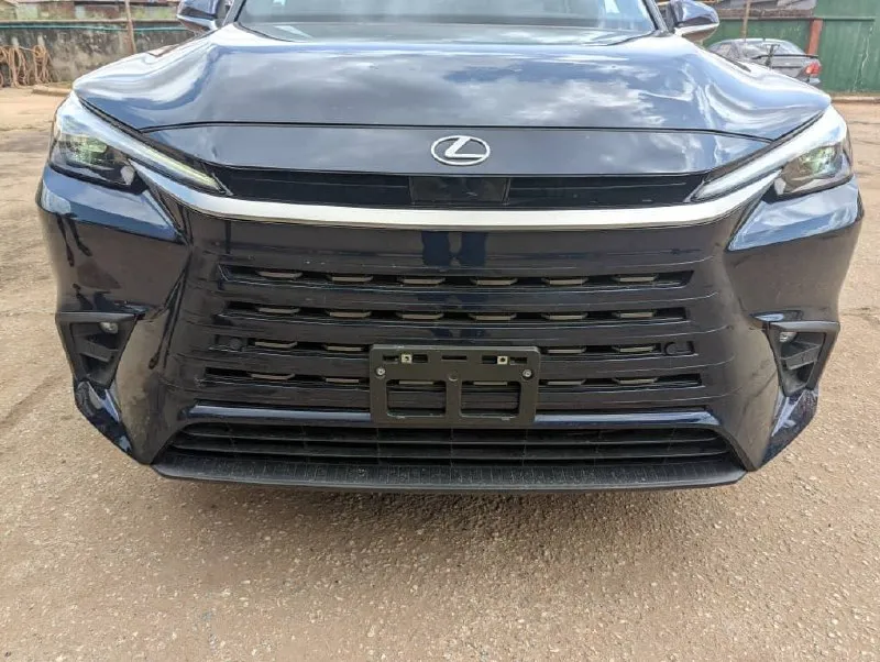 Lexus TX 350